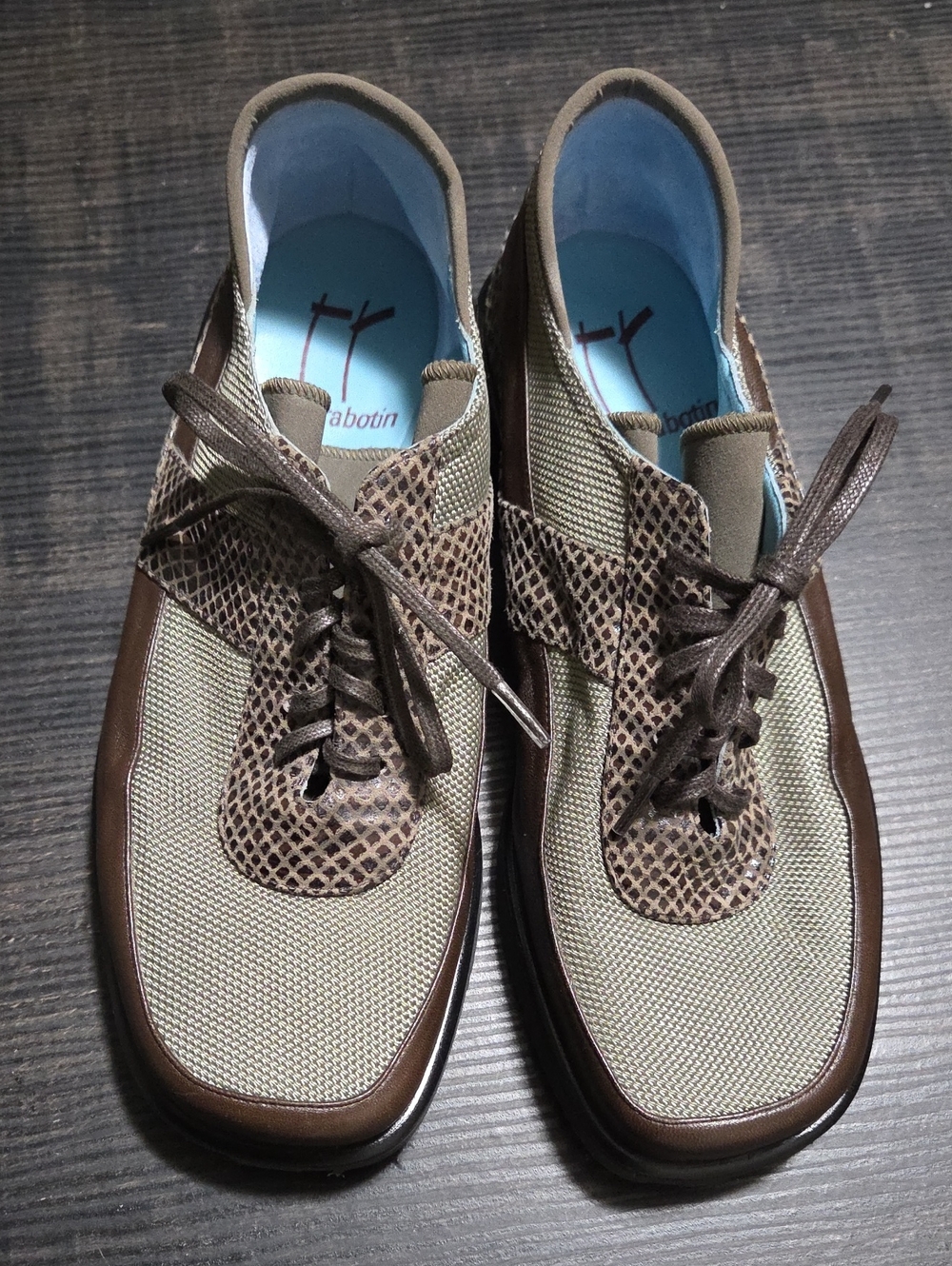 Thierry Rabotin Size 37 Textured Brown Olive Wedge Shoes XL Extra light Lace up